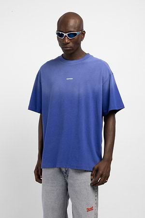 CATCH small logo t shirt חולצה בייסיק בצבע כחול רויאל טאי דאי לוגו קטן במרכז