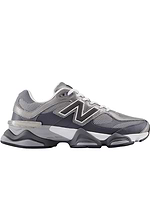 NEW BALANCE 9060 U906051K סניקרס בצבע אפור כהה/כסוף/לבן