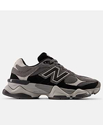 NEW BALANCE 9060 U9060ERA סניקרס בצבע אפור משולב שחור