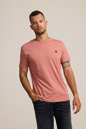 TIMBERLAND logo t shirt חולצה בצבע פודרה עם לוגו עיגול קטן בצבע שחור P-150