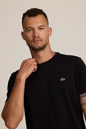 LACOSTE t shirt short sleeve טי שירט לקוסט בצבע שחור 031 עם התנין האייקוני (REGULAR FIT) - xl