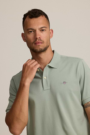 גאנט פולו בצבע ירוק פיסטוק מעושן  GANT polo (REGULAR fit) green - l
