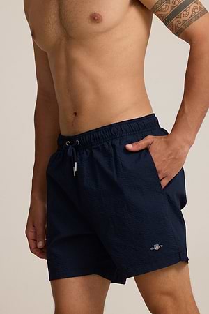 GANT swimshort green  בגד ים בצבע נייבי לוגו קטן טקסטורה