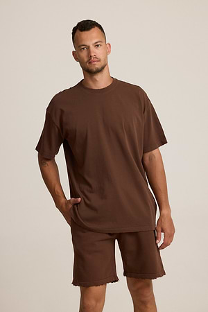PALM MYKONOS brown oversize t shirt חולצה אוברסייז בצבע חום שוקולד בייסיק עם קרעים (חלק מסט) - xxl