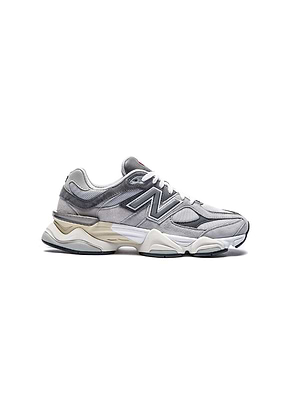 NEW BALANCE 9060 U9060GRY סניקרס בצבע אפור בהיר משולב כהה