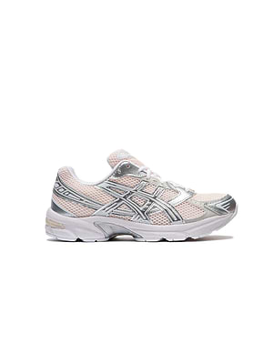 ASICS gel-1130  1203A609-700 סניקרס 1130 בצבע כסוף בז עדין A-31