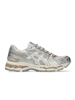 ASICS gel-kayano 12.1  1203A759-250   סניקרס קאיינו בצבע בז' קרם כסוף A-24