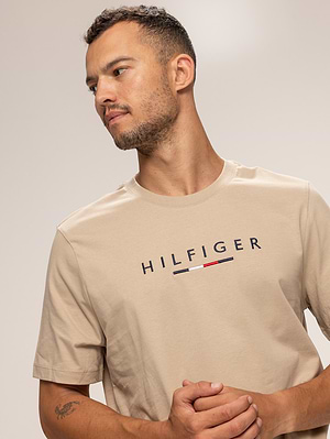 TOMMY HILFIGER beige t shirt חולצה בצבע בז' עם רקמה בחזה X- 47