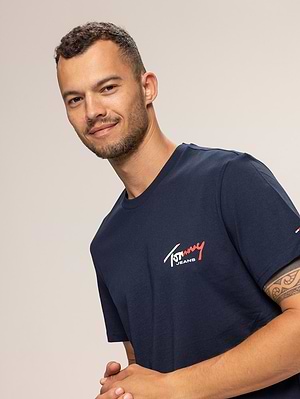 TOMMY JEANS navy t shirt חולצה בצבע נייבי עם רקמה בחזה X-40