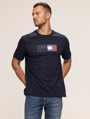 TOMMY HILFIGER navy t shirt חולצה בצבע נייבי עם הדפס X-57