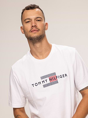 TOMMY HILFIGER white t shirt חולצה בצבע לבן עם לוגו X-19